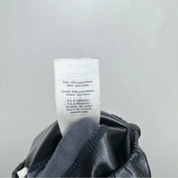 Aritzia Wilfred Free Womens Xsmall Daria Vegan Leather  Legging - Picture 11 of 14